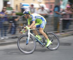 Ivan Basso in azione - Foto Descalzo N.
